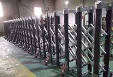 伸缩门批发厂家